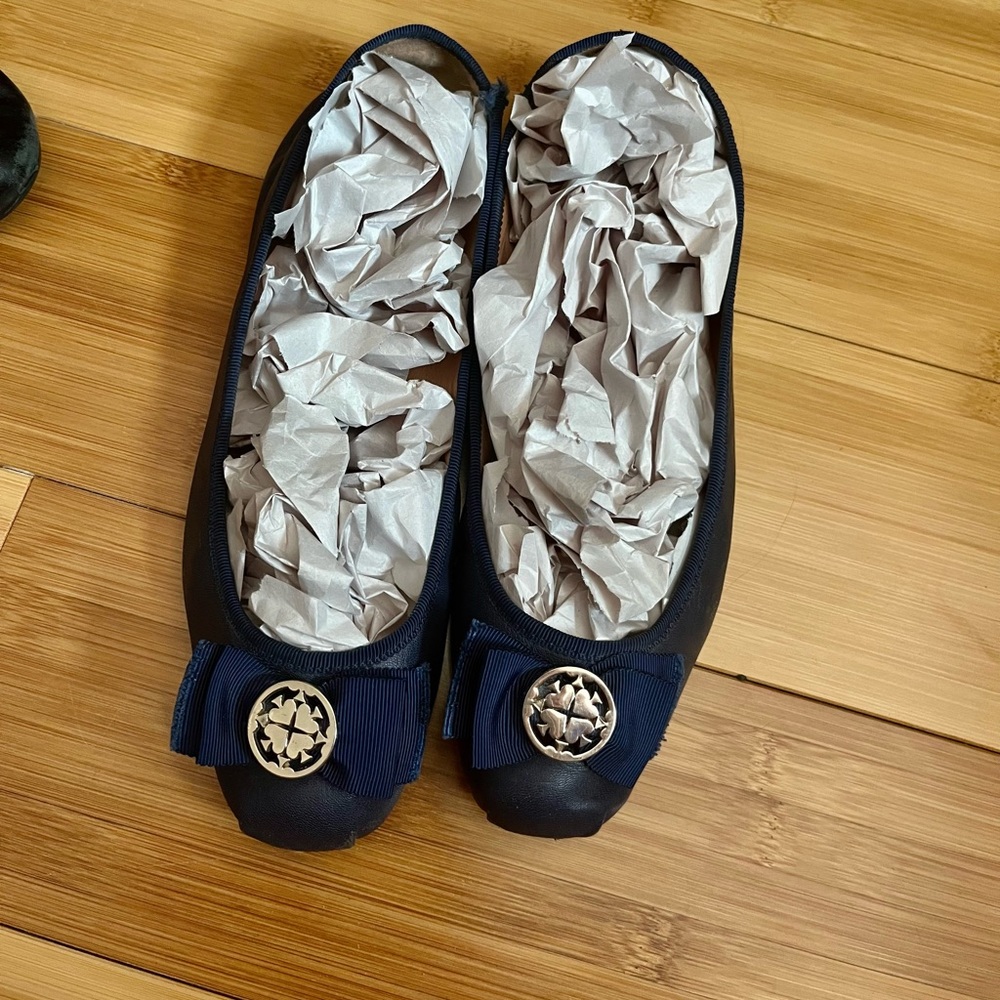Kate Spade navy blue flats